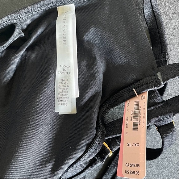 Victoria’s Secret Bikini Top Black Chain Strap Front Cut Out Cage Back Size XL - Picture 7 of 10